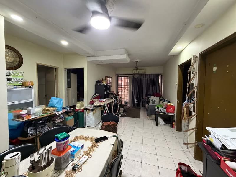 Kondominium untuk Dijual di Palm Spring @ Damansara - Catherine Tan - Living Room - PropertyGuru.com.my