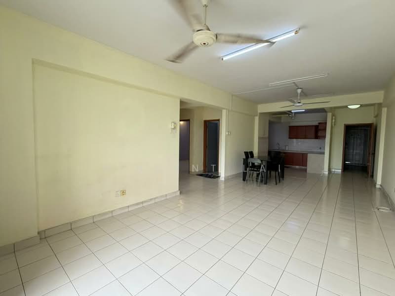 Kondominium untuk Disewa di Bintang Mas - Vincent Lai - Living Room - PropertyGuru.com.my