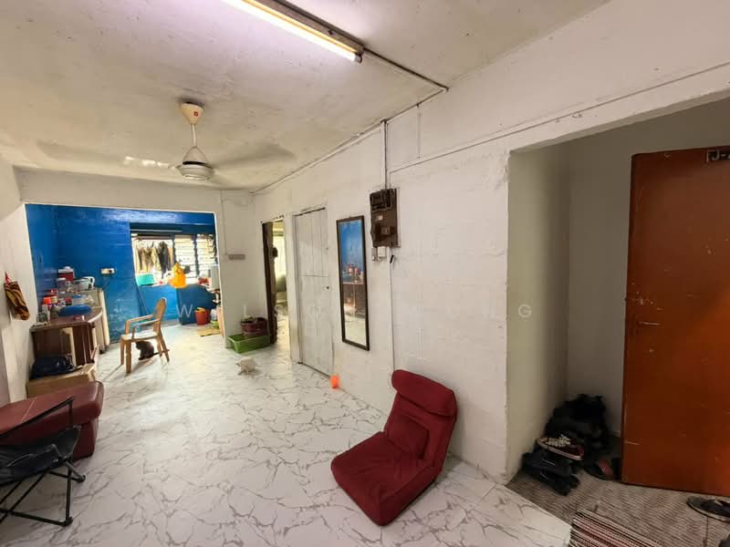 Flat for Sale at Taman Indah Perdana - Wilson Wong - Living Room - PropertyGuru.com.my