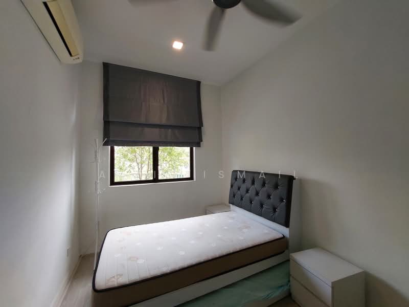 Condominium for Rent at Isle of Kamares - Azlin Ismail - Bedroom - PropertyGuru.com.my