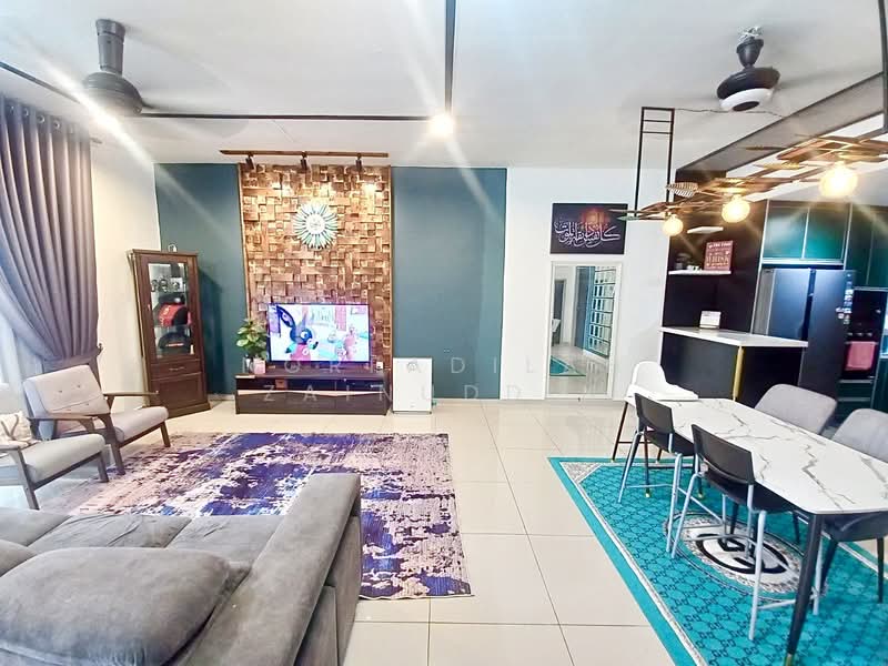 Rumah Teres 2 Tingkat untuk Dijual di Bukit Rahman Putra (Sungai Buloh) - NORFADILAH ZAINUDDIN - Living Room - PropertyGuru.com.my