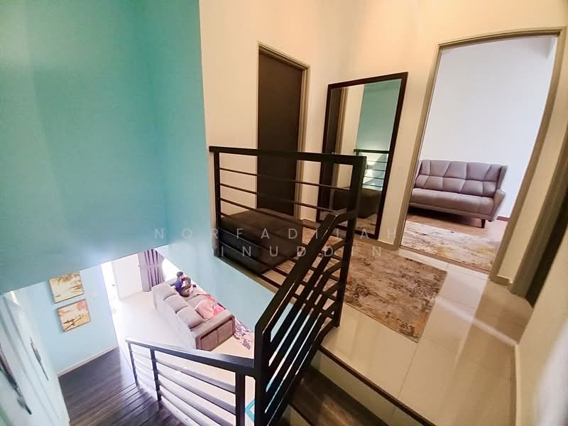 Rumah Teres 2 Tingkat untuk Dijual di Bukit Rahman Putra (Sungai Buloh) - NORFADILAH ZAINUDDIN - Living Room - PropertyGuru.com.my