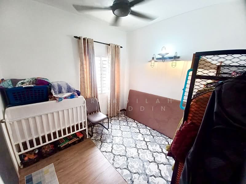 Rumah Teres 2 Tingkat untuk Dijual di Bukit Rahman Putra (Sungai Buloh) - NORFADILAH ZAINUDDIN - Bedroom - PropertyGuru.com.my