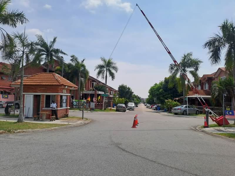 Rumah Teres 2 Tingkat untuk Dijual di Alam Budiman (Shah Alam) - Harry Lee - Exterior - PropertyGuru.com.my