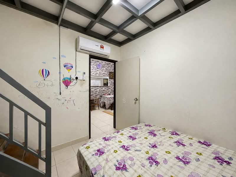 Rumah Teres 1 Tingkat untuk Dijual di Seksyen 30 (Shah Alam) - Shiqin Saidin - Bedroom - PropertyGuru.com.my