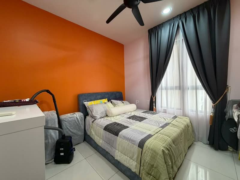 Service Residence for Sale at Ten Kinrara - Chin PT - Bedroom - PropertyGuru.com.my