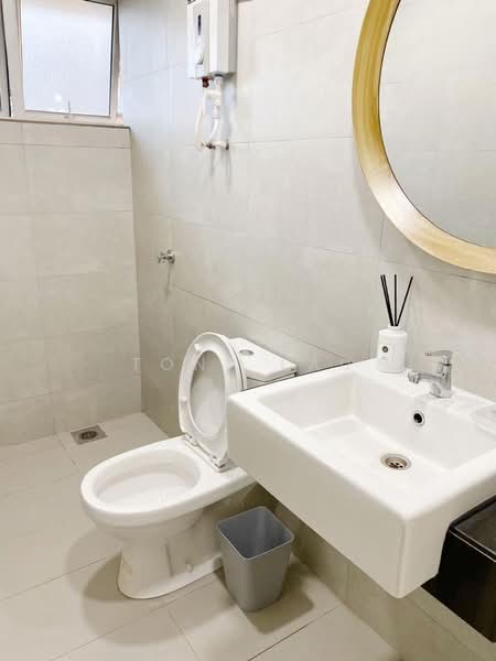 Kondominium untuk Dijual di Elaeis 2 - Tony Lau - Bathroom - PropertyGuru.com.my