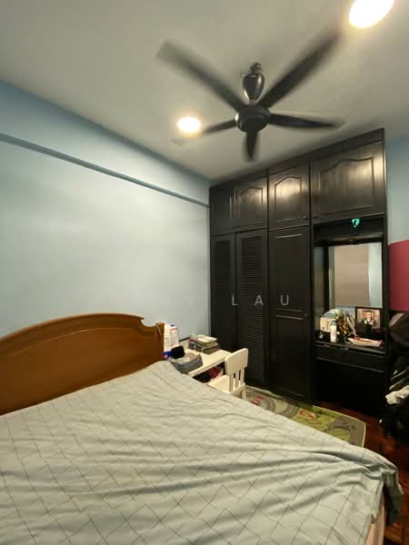 Kondominium untuk Dijual di Elaeis 2 - Tony Lau - Bedroom - PropertyGuru.com.my