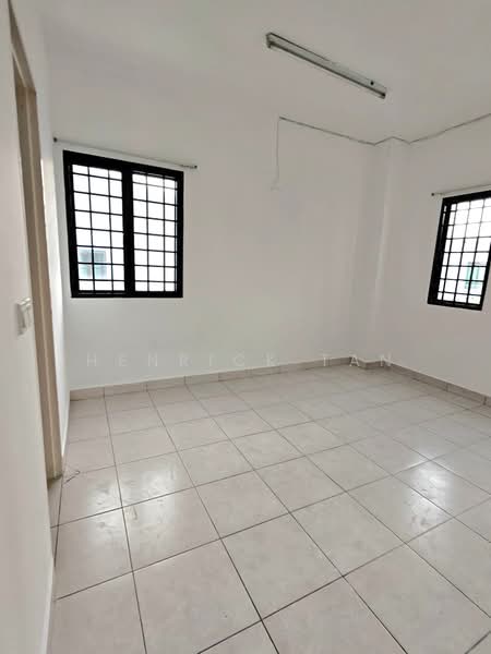 Rumah Teres 2 Tingkat untuk Dijual di Setia Indah (Setia Alam) - Henrick Tan - Interior - PropertyGuru.com.my