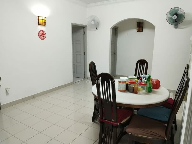 Kondominium untuk Disewa di Putri Indah Condominium - Mandy Goh Siew Li - Dining Room - PropertyGuru.com.my