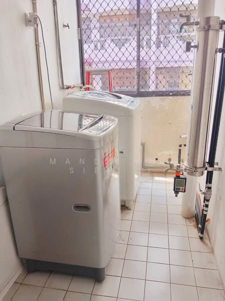 Kondominium untuk Disewa di Putri Indah Condominium - Mandy Goh Siew Li - Balcony - PropertyGuru.com.my