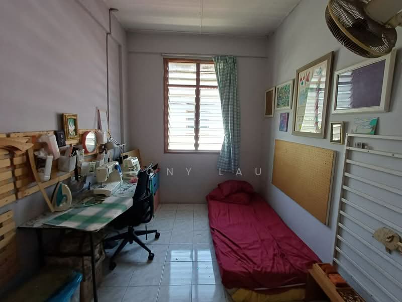 2-storey Terraced House for Sale in Bandar Saujana Putra (Tanjong Duabelas) - Tony Lau - Study - PropertyGuru.com.my