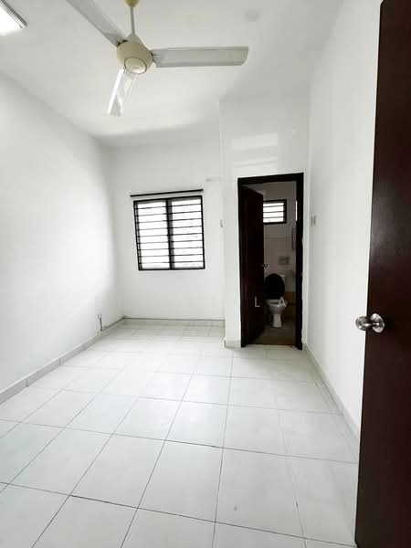 2-storey Terraced House for Rent in Bandar Teknologi Kajang (Kajang) - Eiffel Lai - Interior - PropertyGuru.com.my