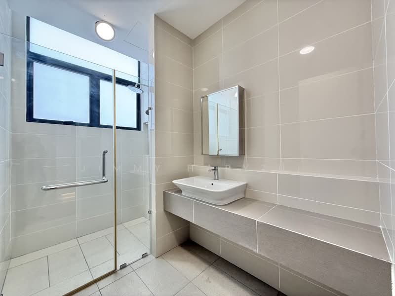 Kondominium untuk Disewa di Waltz Residences - Jimmy Haryzul - Bathroom - PropertyGuru.com.my