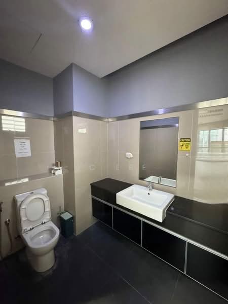 Office for Sale in Kampung Kerinchi (Bangsar South) (Kuala Lumpur) - JC Lee - Bathroom - PropertyGuru.com.my