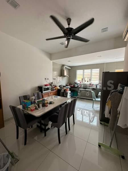 2-storey Terraced House for Sale in Kota Kemuning (Shah Alam) - Jim Ling - Dining Room - PropertyGuru.com.my