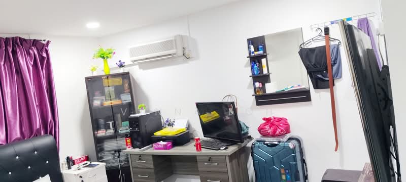 2-storey Terraced House for Sale in Johor Bahru (Johor) - Vinna Loh - Study - PropertyGuru.com.my