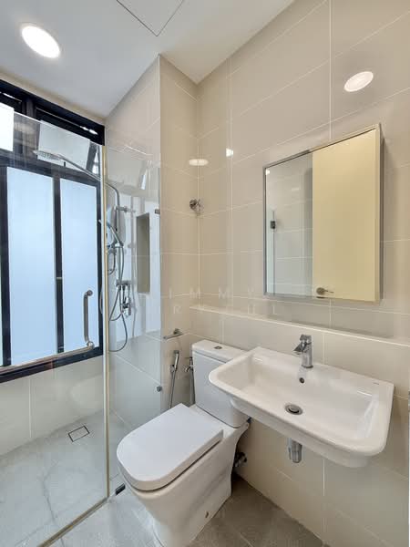 Kondominium untuk Disewa di Waltz Residences - Jimmy Haryzul - Bathroom - PropertyGuru.com.my