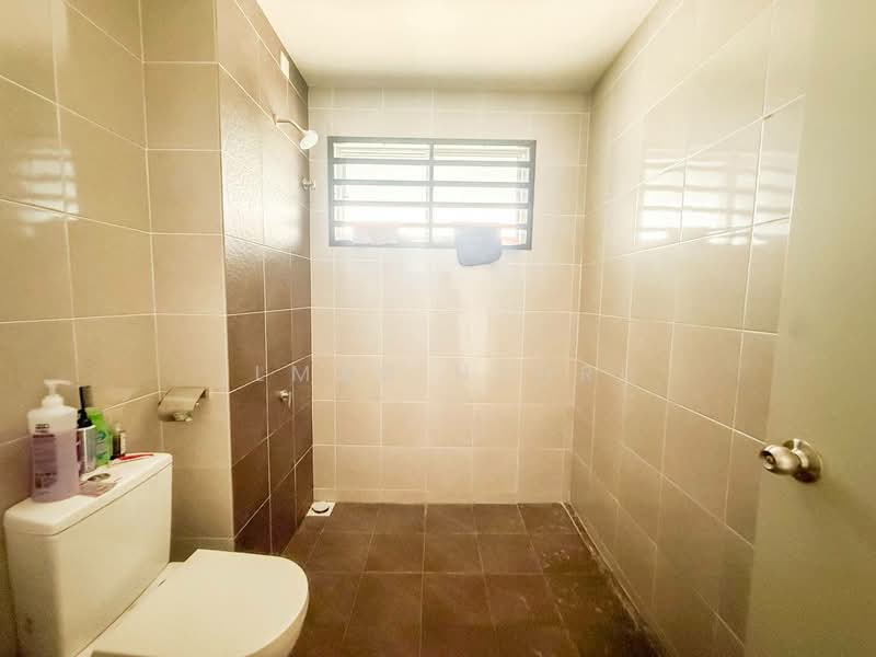 Rumah Teres 2 Tingkat untuk Dijual di Sepang (Selangor) - Ilman Nahri - Bathroom - PropertyGuru.com.my