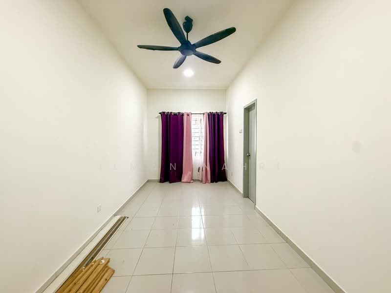 Rumah Teres 2 Tingkat untuk Dijual di Sepang (Selangor) - Ilman Nahri - Living Room - PropertyGuru.com.my
