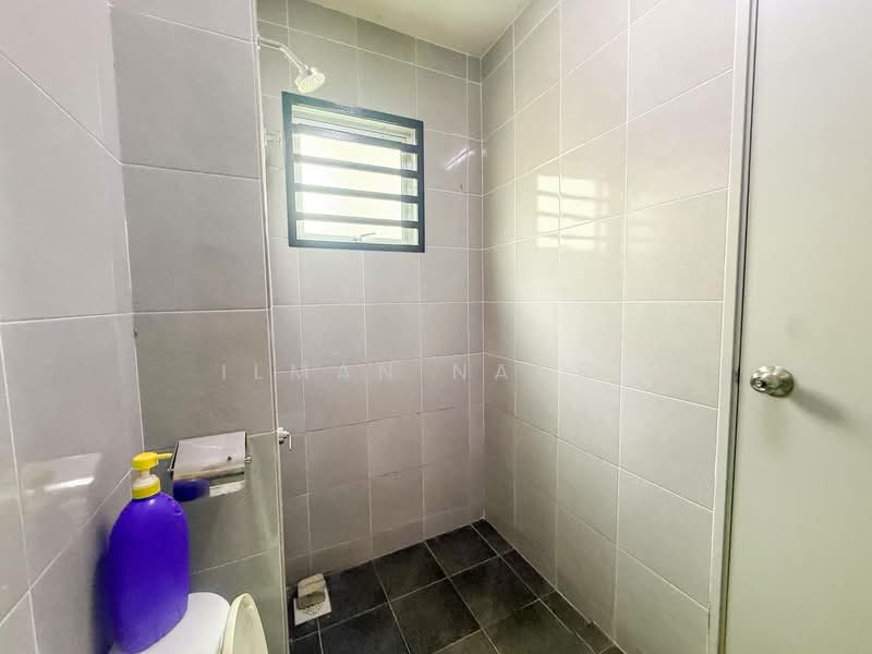 Rumah Teres 2 Tingkat untuk Dijual di Sepang (Selangor) - Ilman Nahri - Bathroom - PropertyGuru.com.my