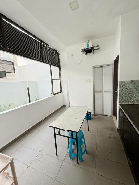 Cluster House for Sale in Taman Adda Heights (Tebrau) - Robin Lim - Balcony - PropertyGuru.com.my