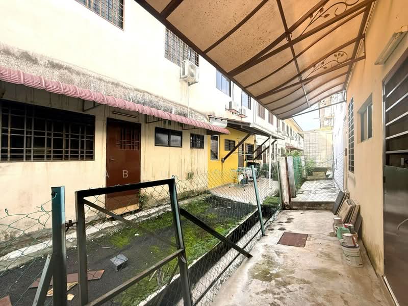 Rumah Teres 2 Tingkat untuk Dijual di Bandar Nusaputra (Puchong) - Abdul Qadir - PropertyGuru.com.my