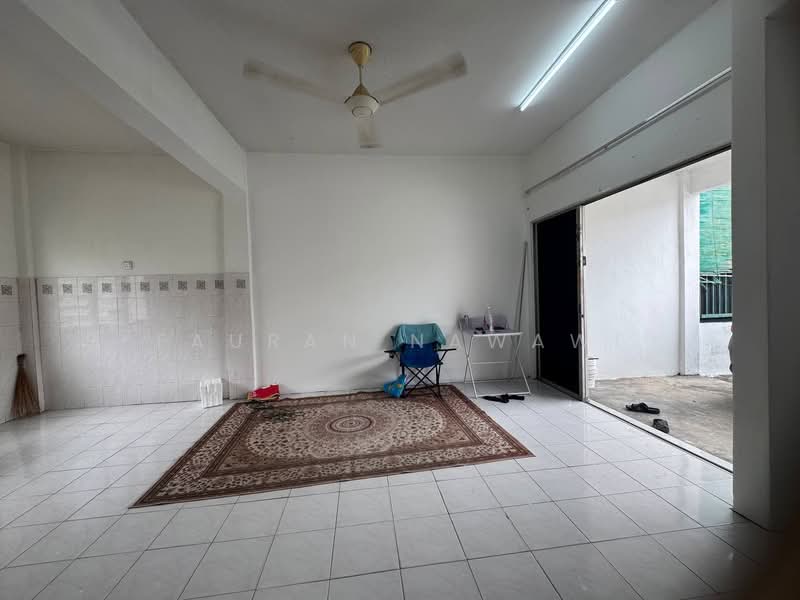 2-storey Terraced House for Sale in Taman Sri Haneco (Semenyih) - Fauran Nawawi - Living Room - PropertyGuru.com.my
