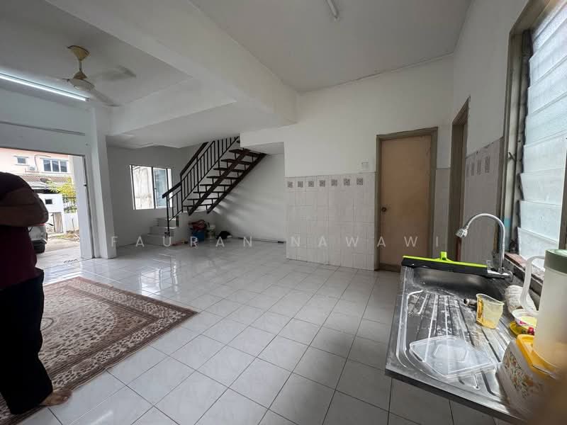 2-storey Terraced House for Sale in Taman Sri Haneco (Semenyih) - Fauran Nawawi - Interior - PropertyGuru.com.my