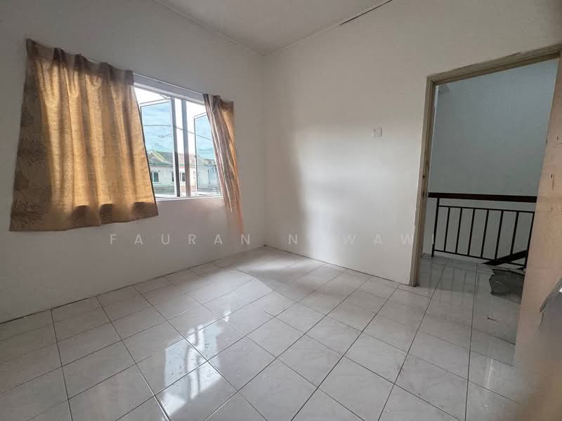 2-storey Terraced House for Sale in Taman Sri Haneco (Semenyih) - Fauran Nawawi - Interior - PropertyGuru.com.my