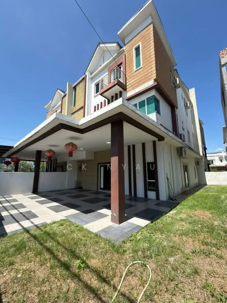 3-storey Terraced House for Sale in Ipoh (Perak) - Ck Nyau - PropertyGuru.com.my