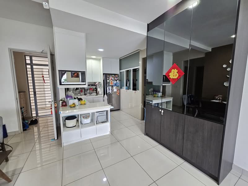 Kondominium untuk Dijual di Green Residence - Kent Fatt - Kitchen - PropertyGuru.com.my