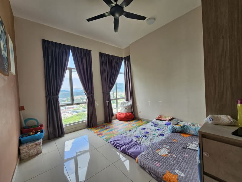 Kondominium untuk Dijual di Green Residence - Kent Fatt - Bedroom - PropertyGuru.com.my