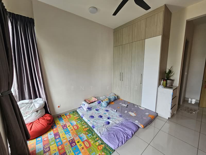 Kondominium untuk Dijual di Green Residence - Kent Fatt - Bedroom - PropertyGuru.com.my