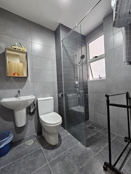 Kondominium untuk Dijual di Green Residence - Kent Fatt - Bathroom - PropertyGuru.com.my