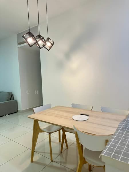 Kondominium untuk Disewa di Vertu Resort - Cheau Chie Ooi - Dining Room - PropertyGuru.com.my