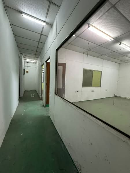 Kilang untuk Disewa di Masai (Johor) - Dovin Ler - Corridor - PropertyGuru.com.my