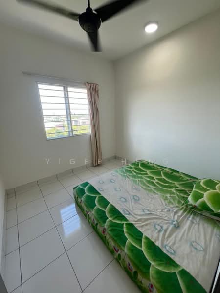 Pangsapuri untuk Dijual di Akasia Apartment - Yigee Heng - PropertyGuru.com.my
