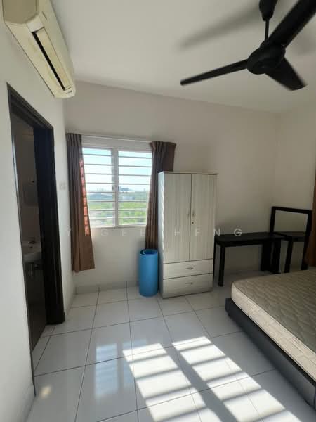 Pangsapuri untuk Dijual di Akasia Apartment - Yigee Heng - PropertyGuru.com.my
