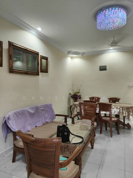 Rumah Teres 2 Tingkat untuk Dijual di Taman Pulai Indah (Johor Bahru) - Daniel Yong - Living Room - PropertyGuru.com.my