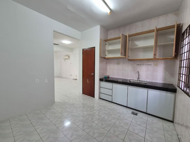 Kondominium untuk Disewa di Rayaria - Datuk Lee Heng - Kitchen - PropertyGuru.com.my