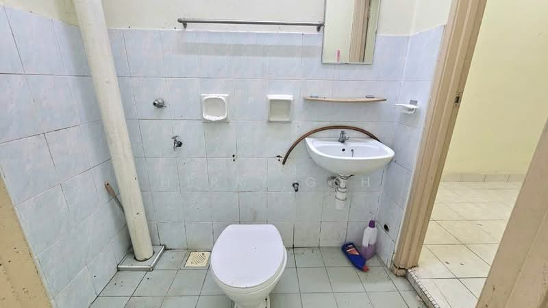 Rumah Teres 2 Tingkat untuk Dijual di Taman Sri Pulai Perdana (Skudai) - Herry Goh - Bathroom - PropertyGuru.com.my