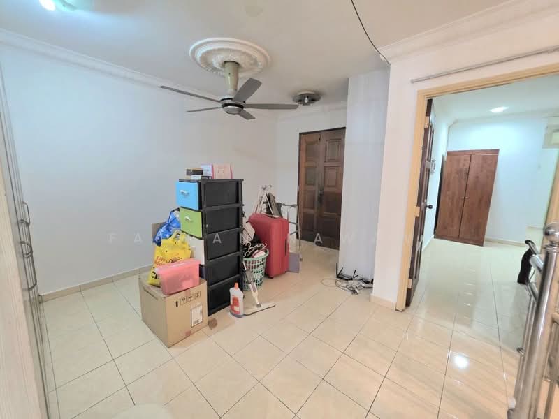 2-storey Terraced House for Sale in Seksyen 19 (Shah Alam) - Fauran Nawawi - PropertyGuru.com.my