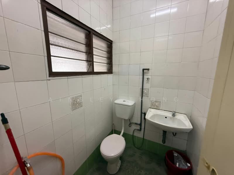 Rumah Teres 2.5 Tingkat untuk Dijual di Gunung Rapat (Ipoh) - Ainsley Thong - Bathroom - PropertyGuru.com.my