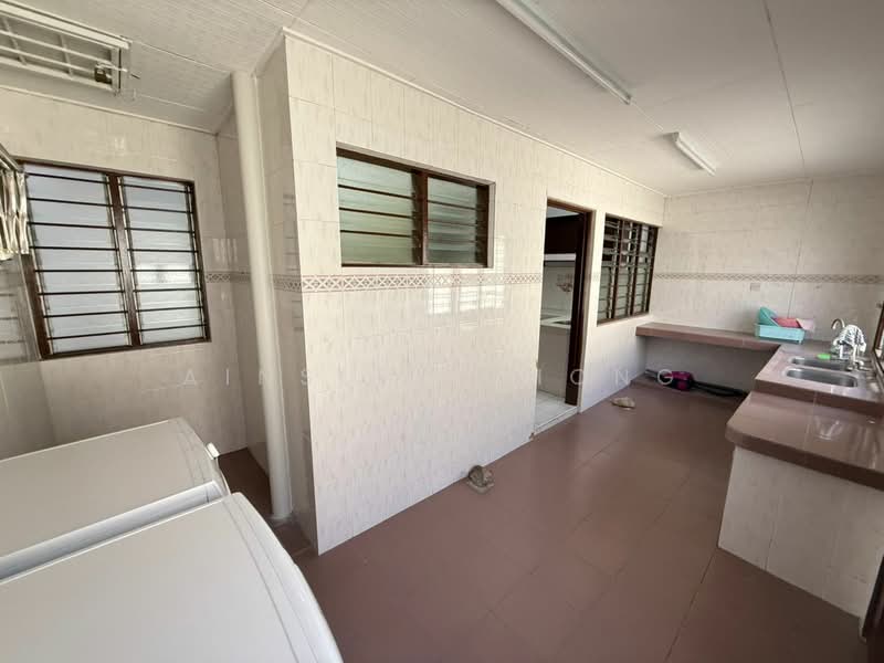 Rumah Teres 2.5 Tingkat untuk Dijual di Gunung Rapat (Ipoh) - Ainsley Thong - Kitchen - PropertyGuru.com.my