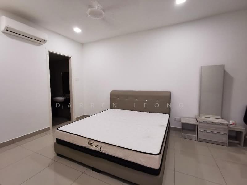 Servis Apartment untuk Dijual di Pearl Suria - Darren Leong - Bedroom - PropertyGuru.com.my