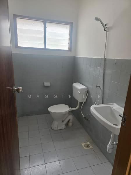 Apartment for Sale at Ria 2 Apartment - Maggie Lee - Bathroom - PropertyGuru.com.my