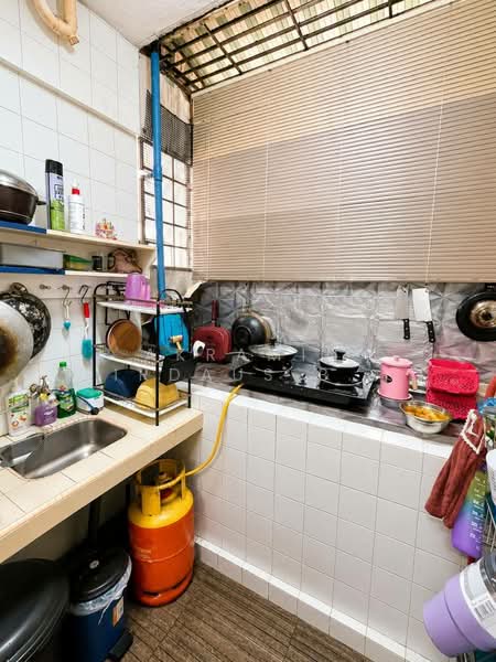 Pangsapuri untuk Dijual di Medan Intan - Akramin Firdaus Bin Mokhtar - PropertyGuru.com.my