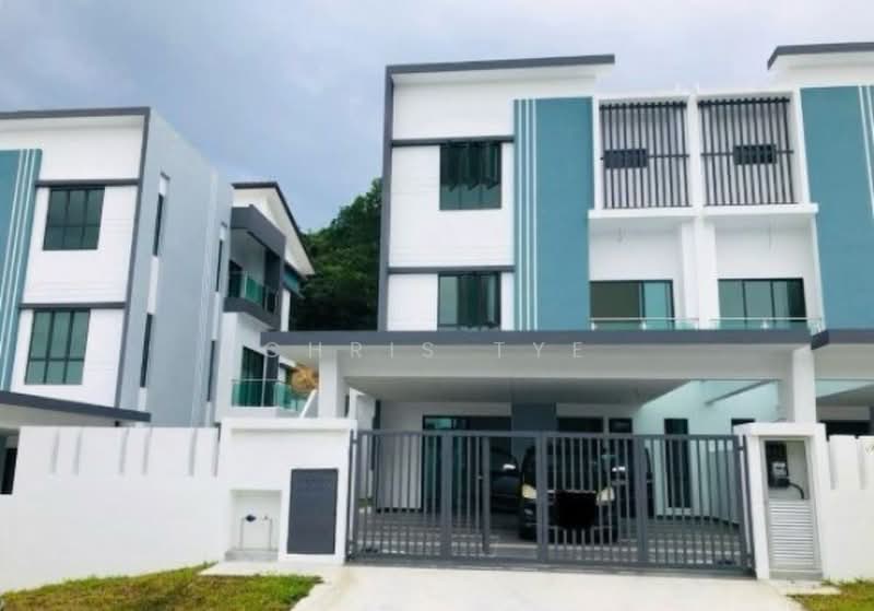 Rumah Berkembar untuk Disewa di Dengkil (Selangor) - Chris Tye - Exterior - PropertyGuru.com.my