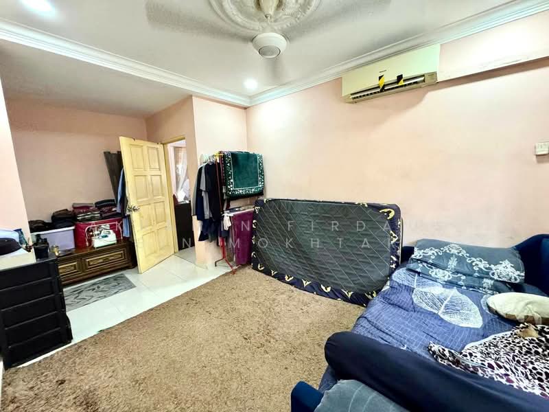 2-storey Terraced House for Sale in Bandar Putra Permai (Seri Kembangan) - Akramin Firdaus Bin Mokhtar - PropertyGuru.com.my